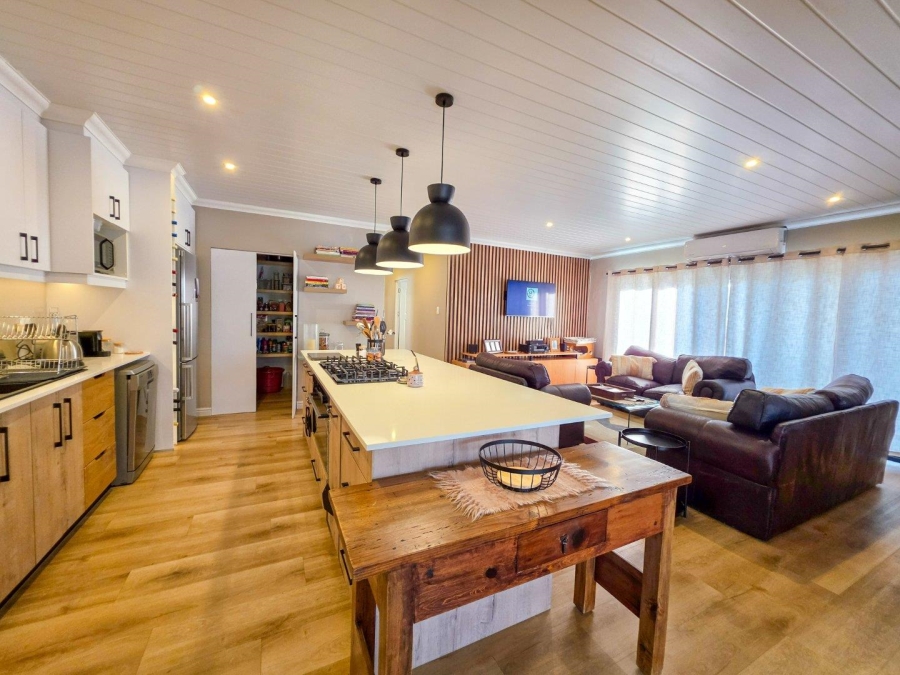 3 Bedroom Property for Sale in Stilbaai Wes Western Cape